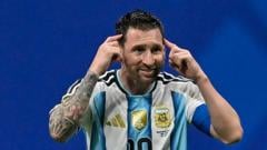 Messi é maior que Maradona? Os argumentos que colocam o jogador no topo — e, para alguns, à frente de Pelé