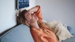 'É como se a morte viesse nos buscar todo mês': o pesadelo das mulheres com transtorno disfórico pré-menstrual