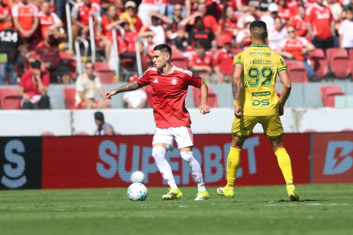 Brasileirão: Mirassol e Internacional duelam na luta contra o rebaixamento