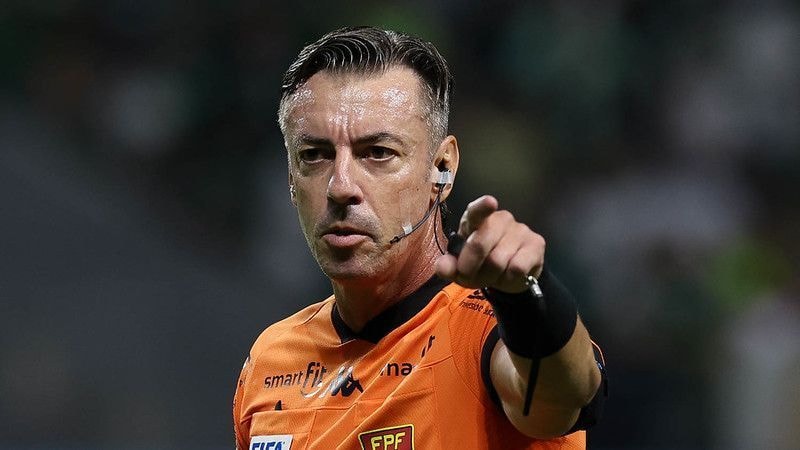 Vice-líder, São Paulo visita o Vitória pelo Campeonato Brasileiro