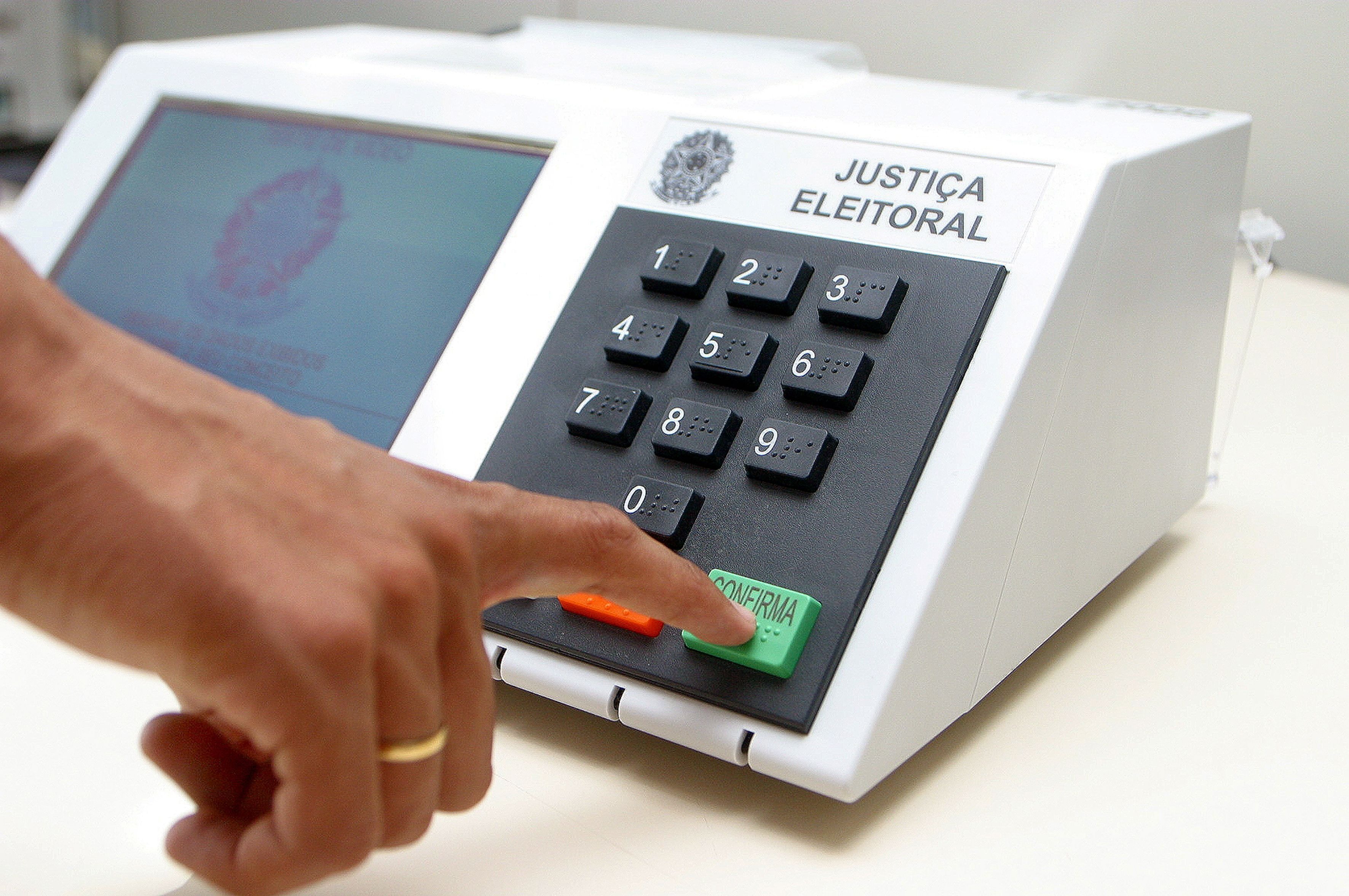 Partidos têm até 5 de agosto para fazer convenções; entenda processo