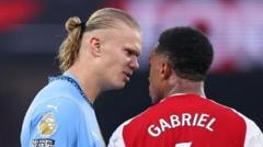 Haaland e Gabriel Magalhães: a rivalidade que nasceu no campeonato inglês e pode decidir jogo entre Brasil e Noruega