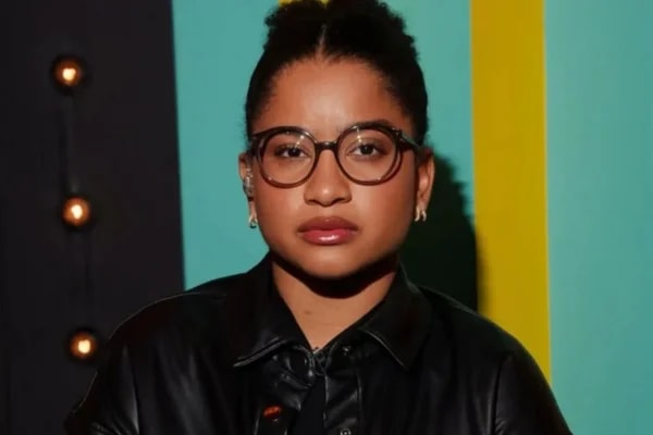 Ex-BBB Tia Milena diz ter sofrido racismo no Rock in Rio: "Situação chata"