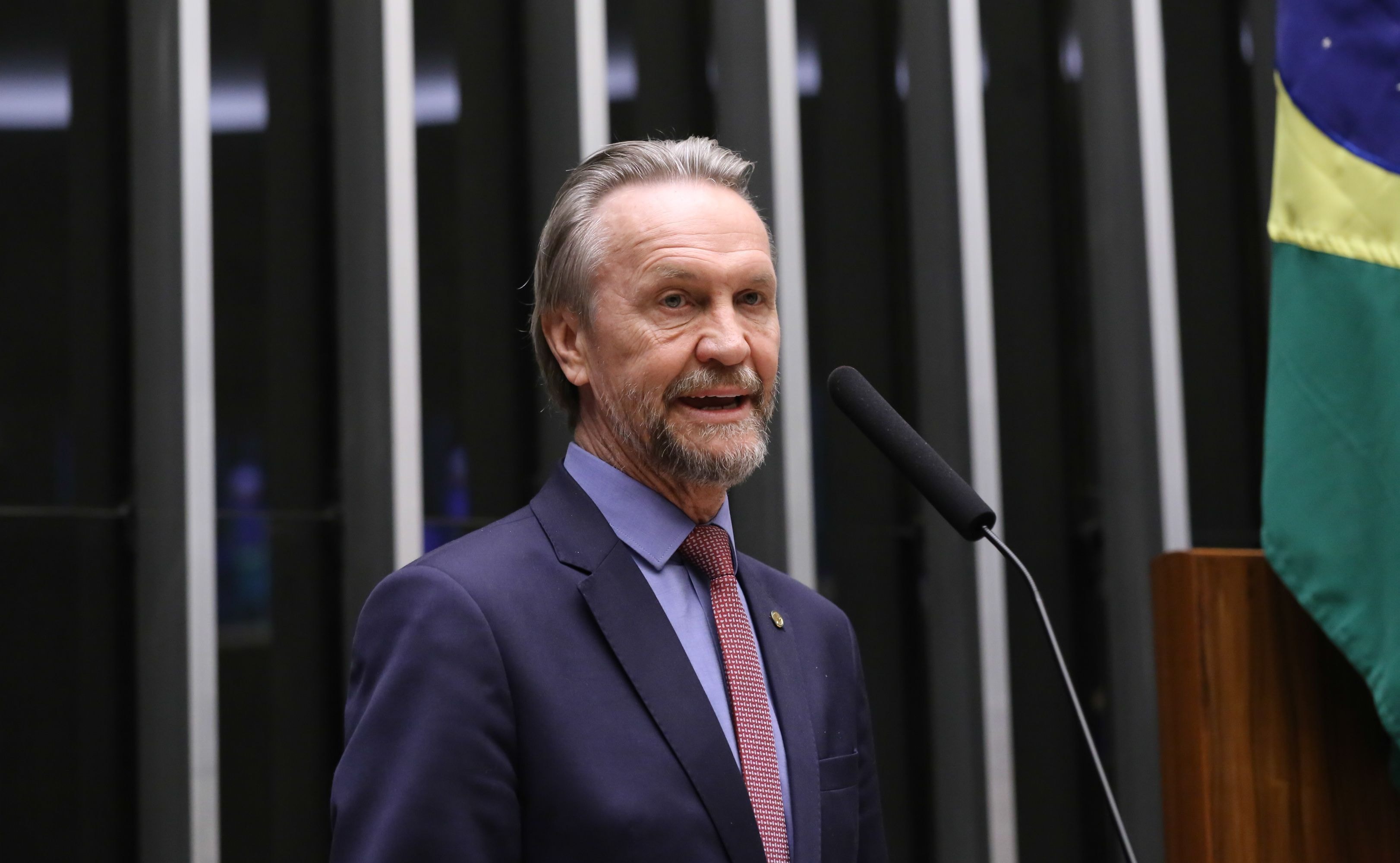PT avalia ir ao STF contra PL da dosimetria, que beneficia Bolsonaro