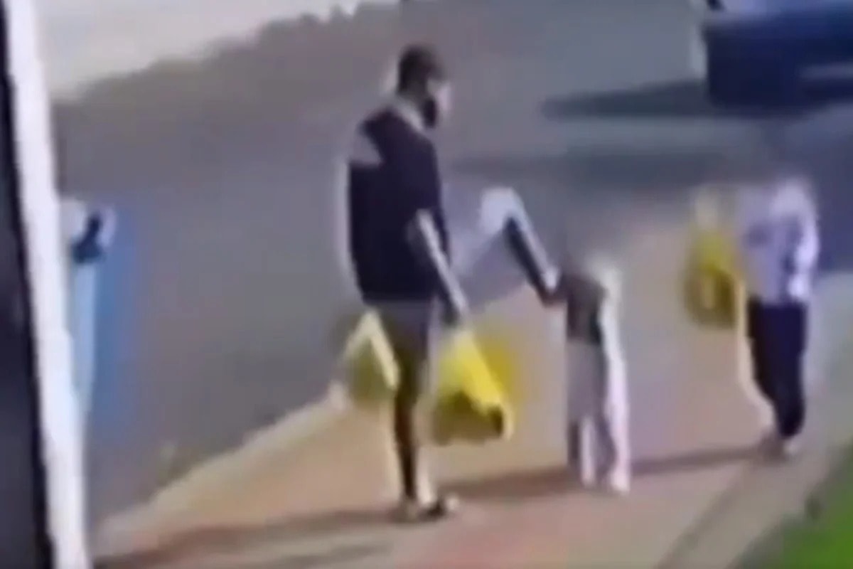 Tortura e lesão corporal: MP denuncia pai que chutou filha de 3 anos