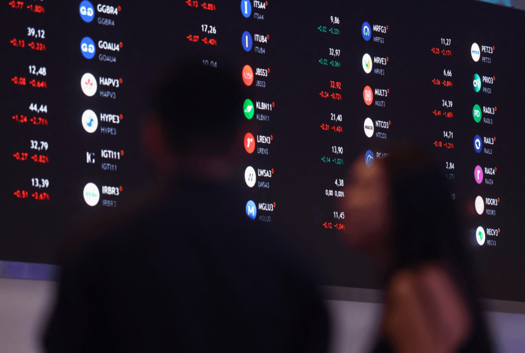 PIB, decisão dos EUA sobre facções: o que faz Ibovespa cair 1% e descolar de NY