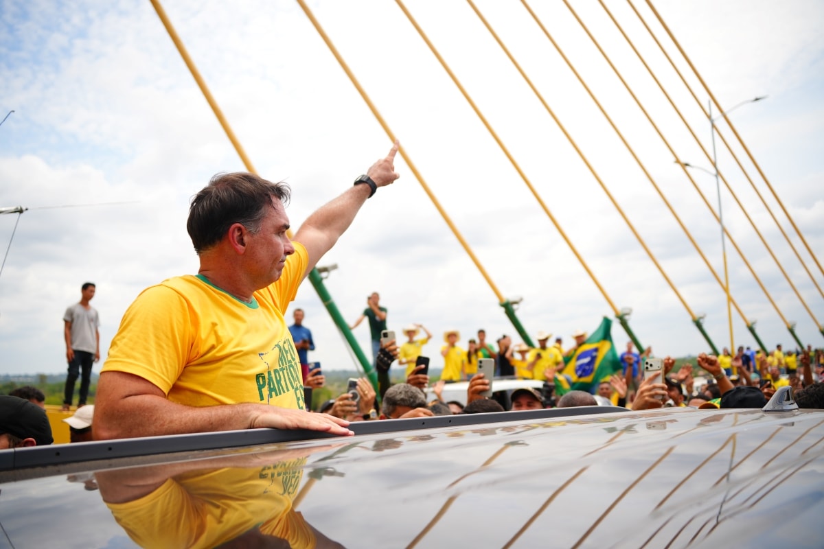 No Pará, Flávio diz que vai acabar com "entraves ambientais ideológicos"