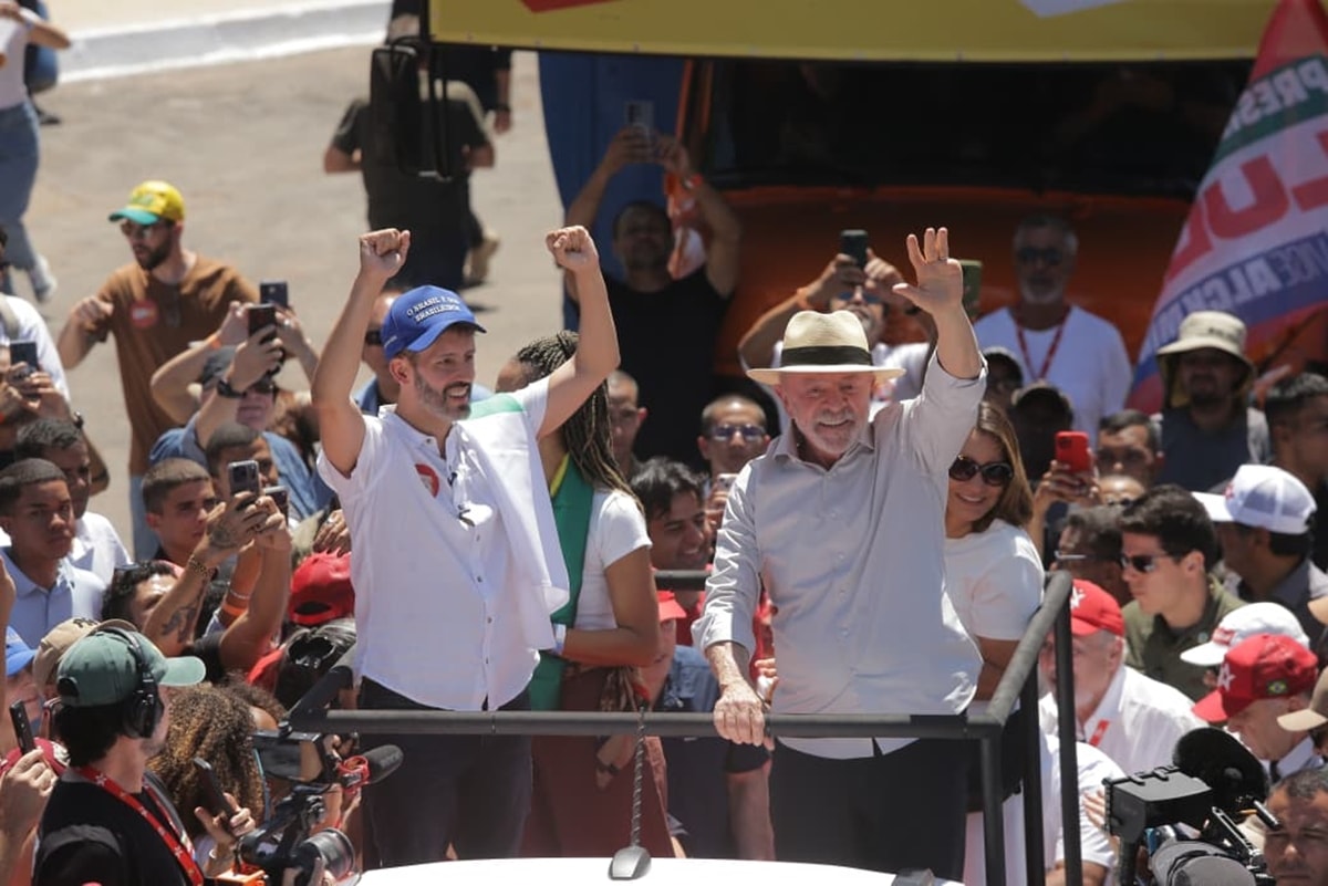 Lula recebeu 86 mil votos a mais que Leandro Grass no DF; veja números
