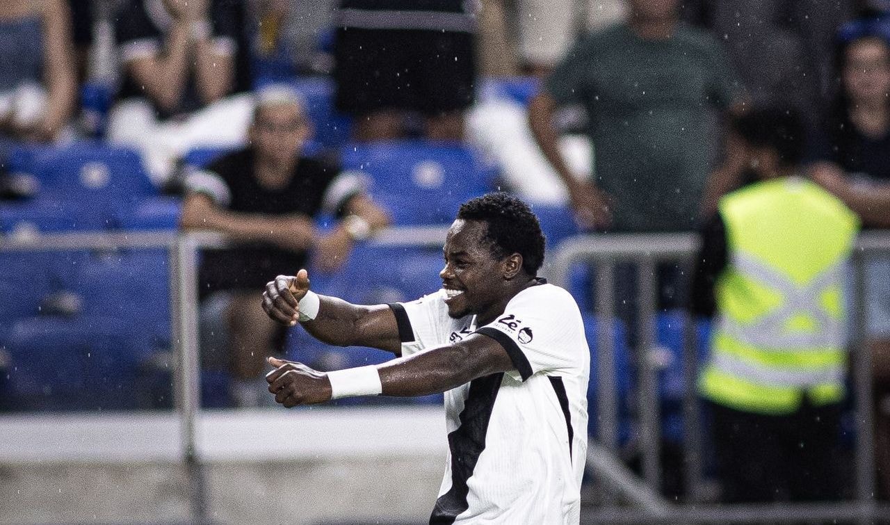 Bahia vira nos acréscimos, vence Mirassol e entra no G4 do Brasileirão