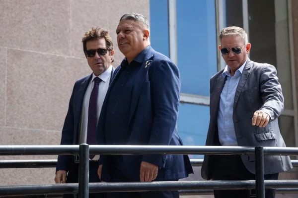 FBI detém avião da Associação Argentina de Futebol e faz apreensões