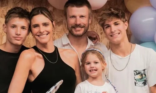 Filhos gêmeos de Rodrigo Hilbert e Fernanda Lima chamam atenção na web e apresentadora exalta beleza; veja foto