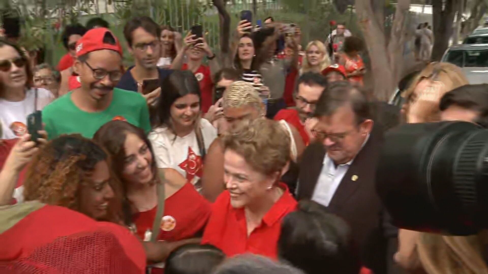 Sobrinho-neto de Dilma, Pedro Rousseff sofre acidente na Fernão Dias
