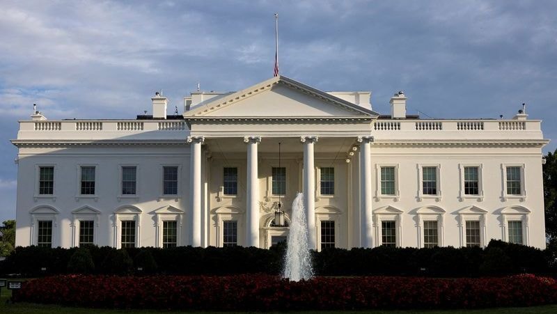Trump diz que os EUA vão “cuidar de Cuba” após lidar com Irã