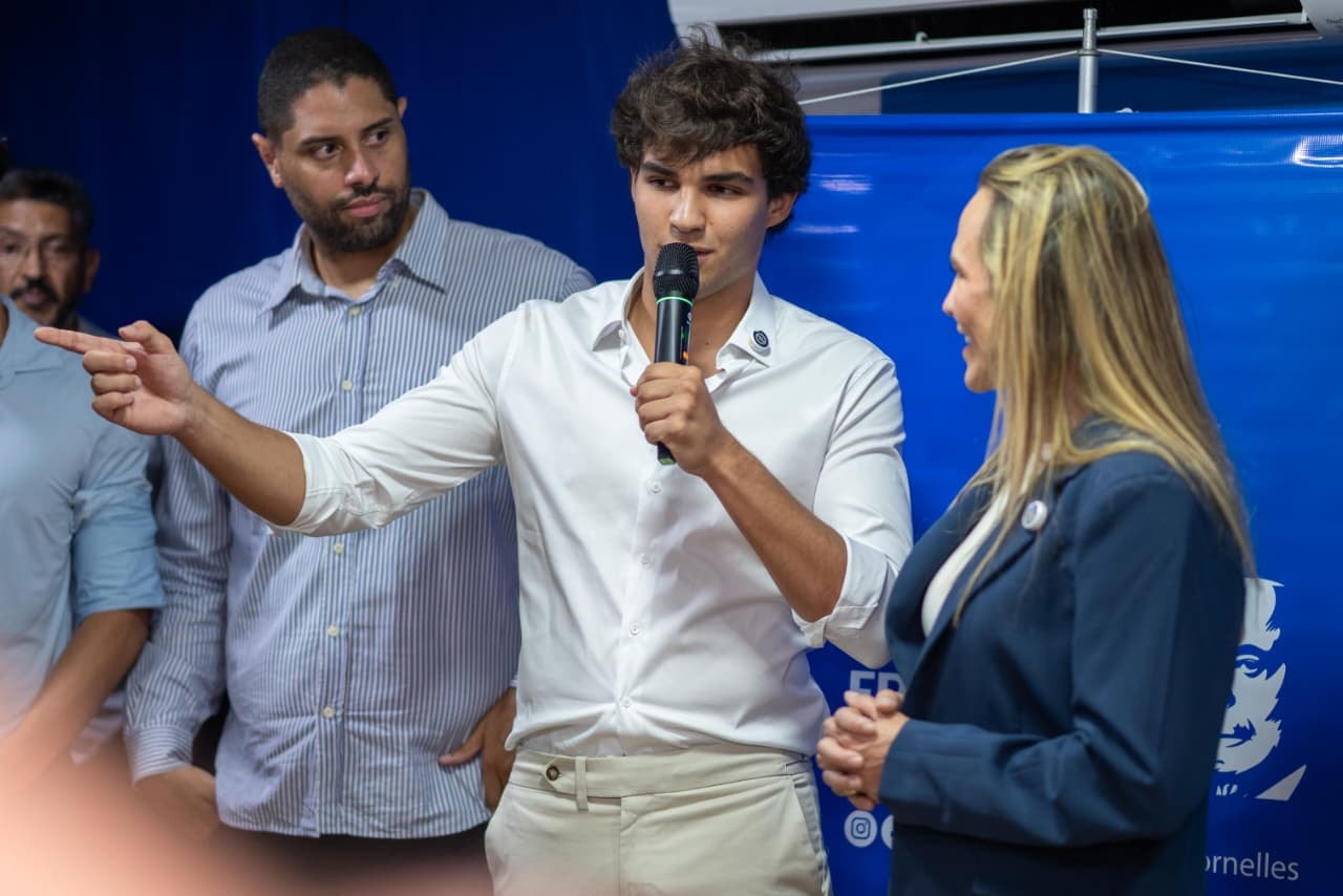 Em cerimônia, Luiz Eduardo Estevão Lira é confirmado presidente dos Jovens Progressistas DF