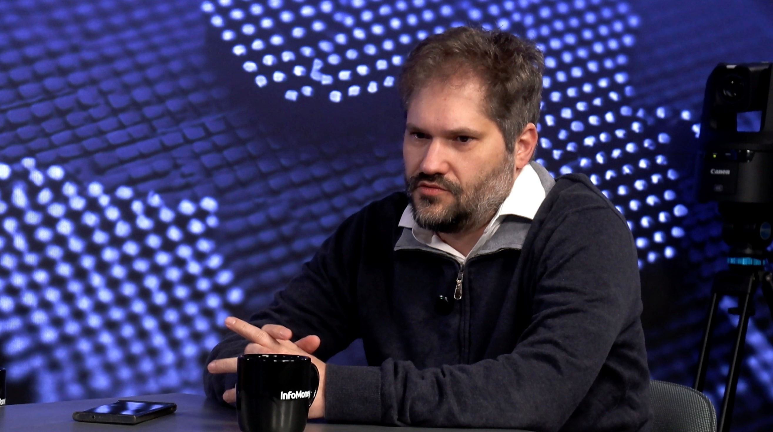 Juros podem voltar a 6%? Economista explica o que teria de acontecer