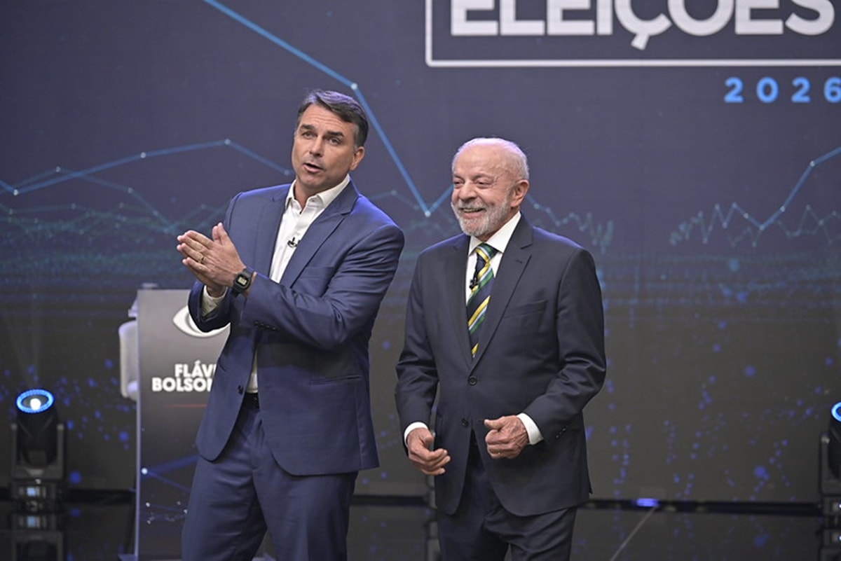 Quaest: no DF, Flávio tem 50% das intenções de voto, e Lula, 39%