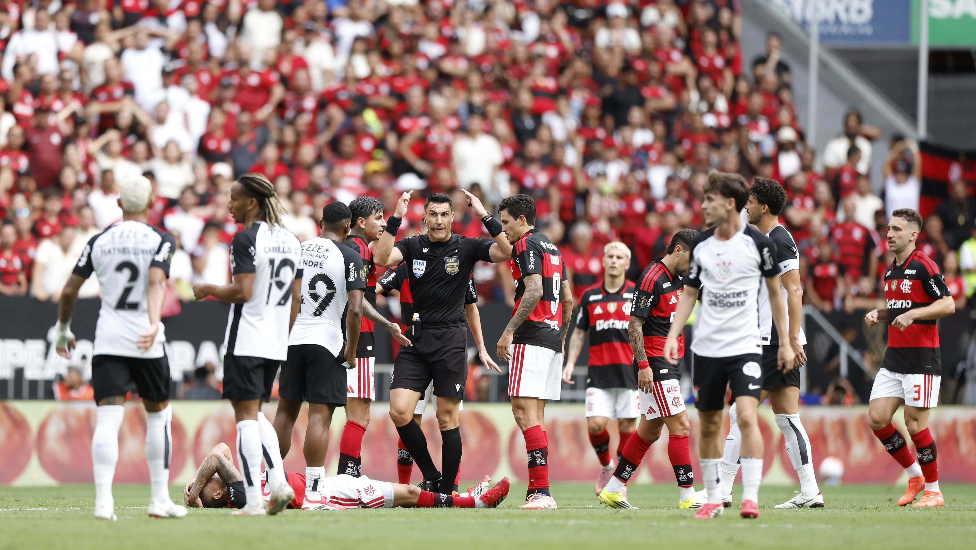Brasileirão: Fla-Flu e Dérbi terão novidade tecnológica; saiba qual