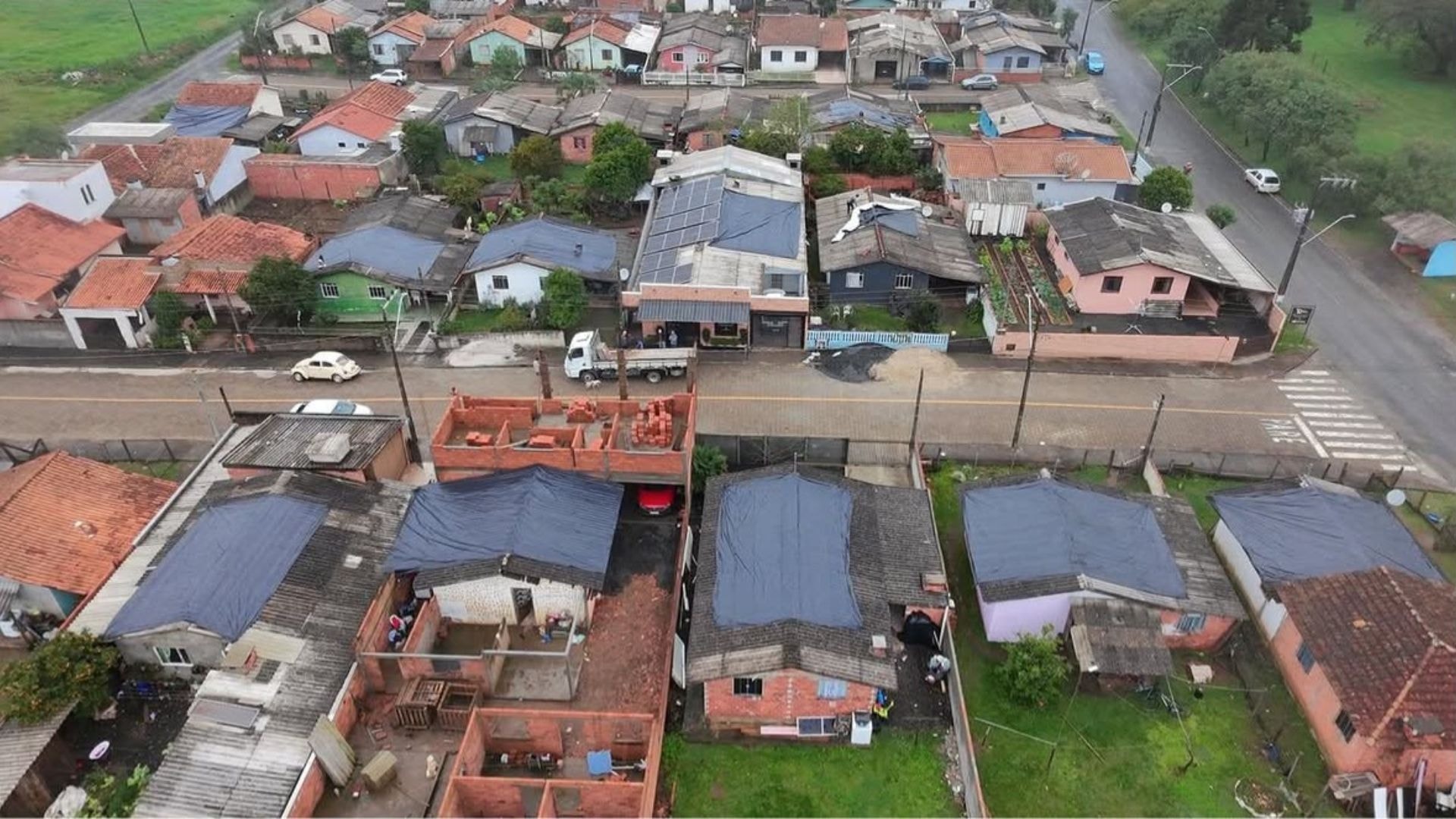 Água em show, porta corta fogo e estabelecimento com saída para rua: como tragédias mudaram leis no Brasil