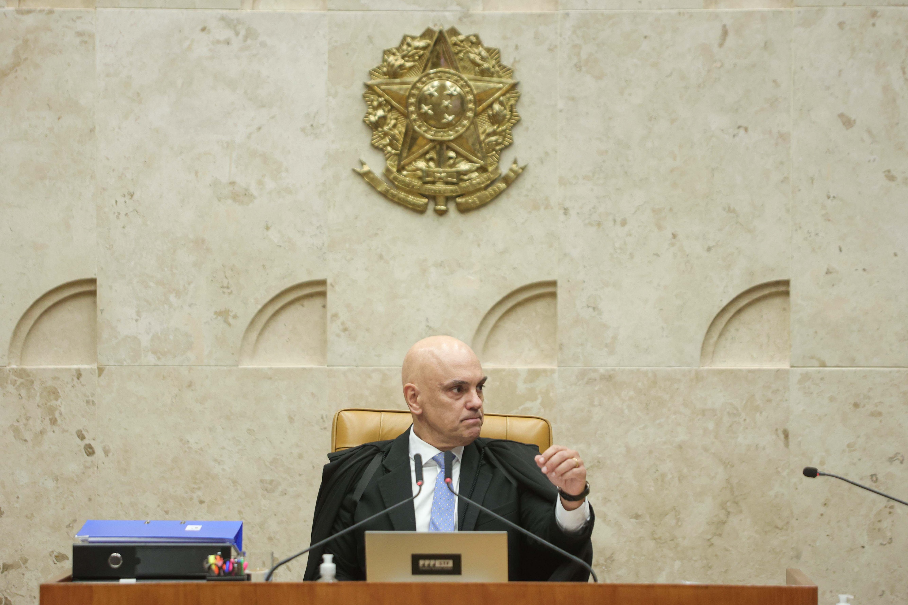 Moraes assume a presidência do STF pelos próximos 15 dias