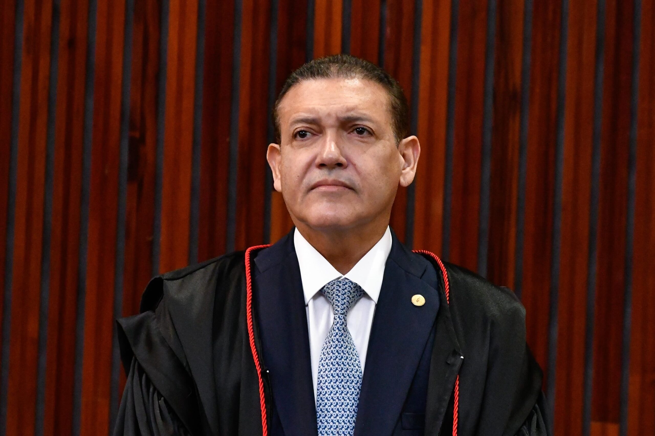Kassio defendeu urnas a embaixadores antes de críticas de Flávio