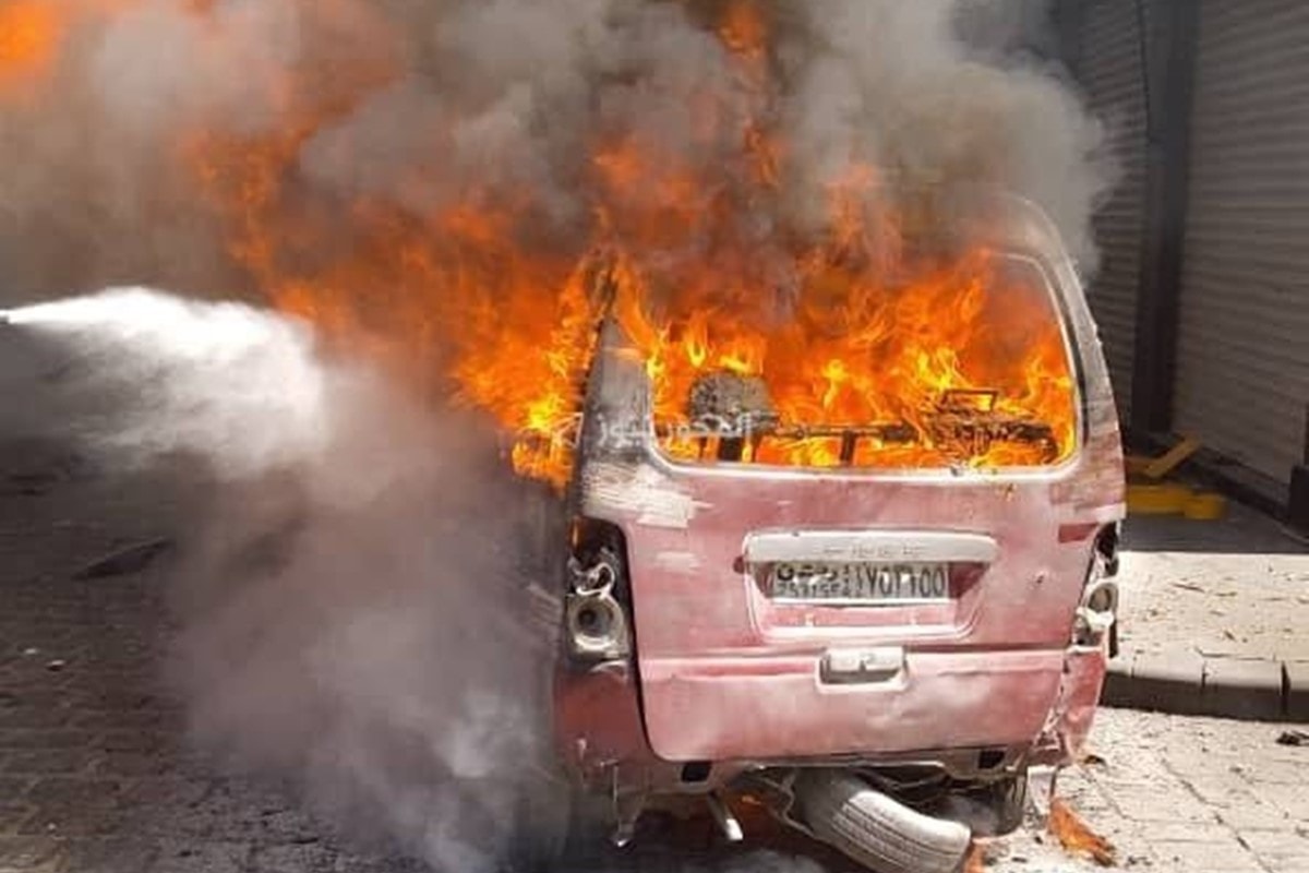 Macron condena a violência de protestos estudantis: “delinquentes”