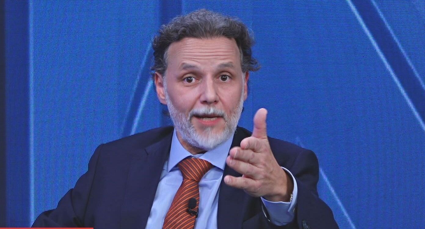 Lulinha vive na Espanha de forma “modesta” e “classe média”, diz advogado