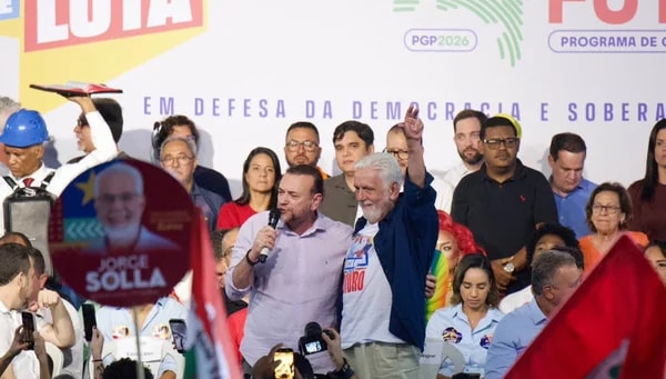 Presidente do PT sai em defesa de Jaques Wagner: "Ele tem história e dignidade"