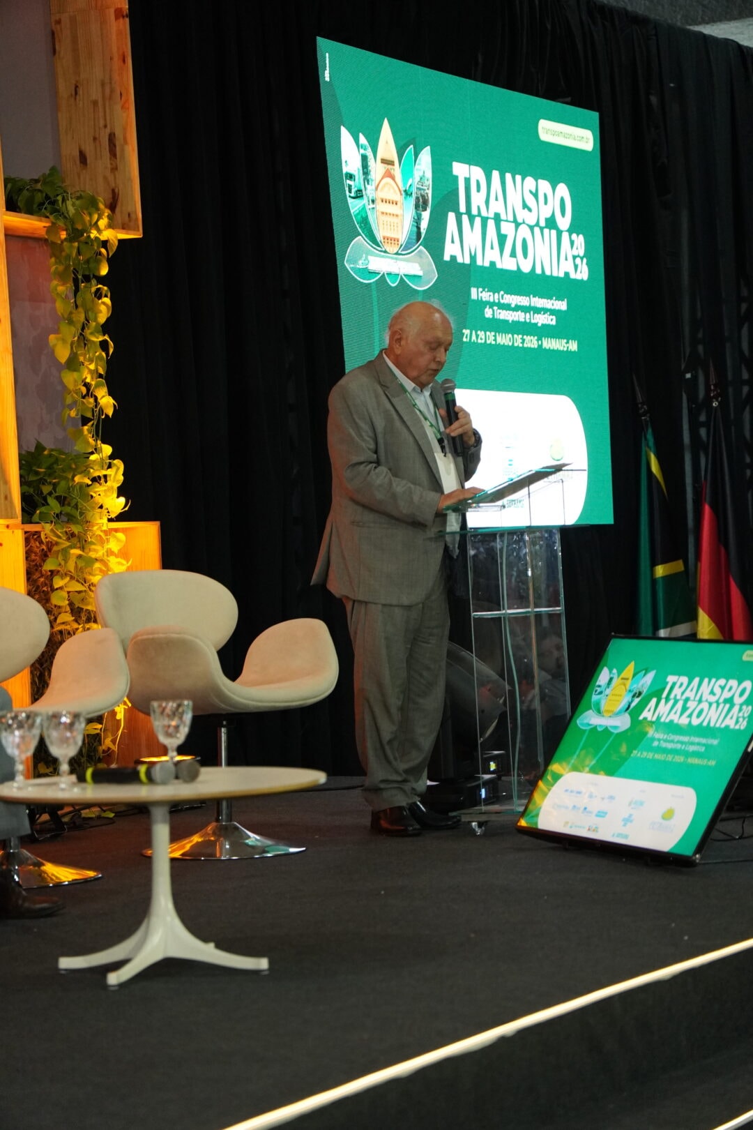 Debates sobre desafios da logística e história do transporte marcam a TranspoAmazônia 2026