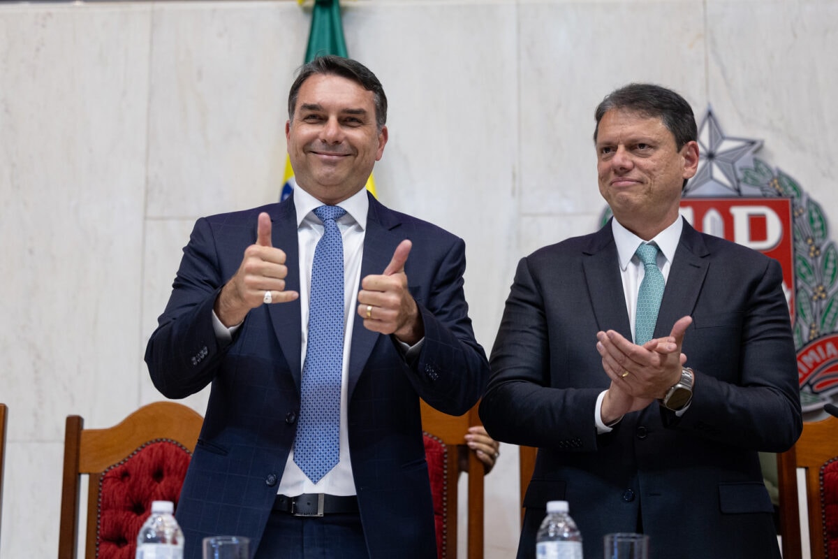 PL aposta em “fator Tarcísio” para aliança nacional com Republicanos