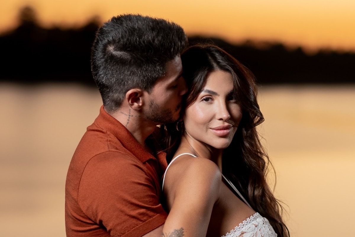 Jheny Santucci revela o nome da filha com Arthur Aguiar