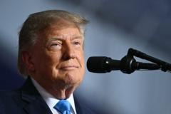 Sem mencionar Flávio, Trump diz que 1º turno 'foi uma grande vitória'