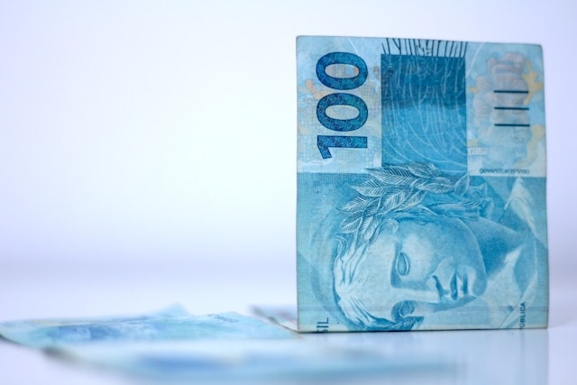 Renda Fixa Hoje: taxas de CDBs, LCIs e LCAs na XP com avanço de 1,1% do PIB do Brasil