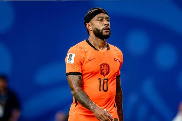 Corinthians: Marcelo Paz revela desejo por renovação de Memphis Depay