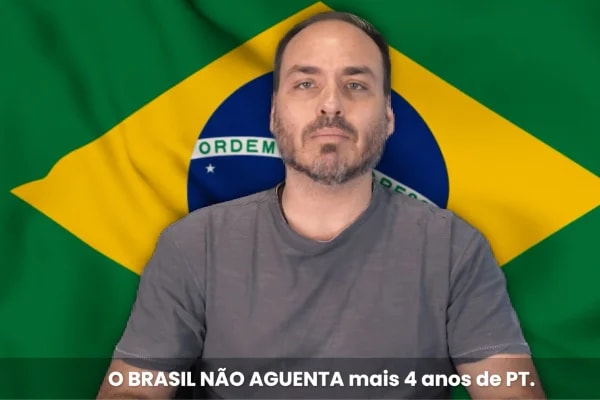 Carlos Bolsonaro adapta verso de clássico da MPB em recado para Flávio