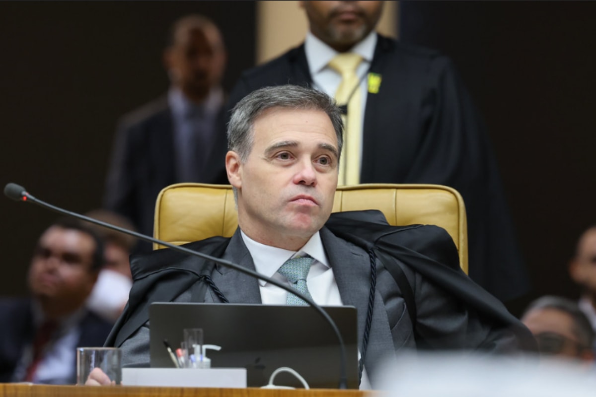 Mendonça fala sobre tentativas de intimidação: "Nada tenho a temer"