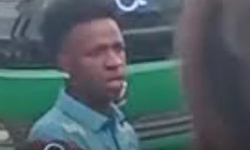 Vini Jr ignora protocolo para atender fã barrado por segurança